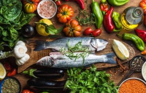 Dieta, ki lahko zaščiti vaš um pred staranjem